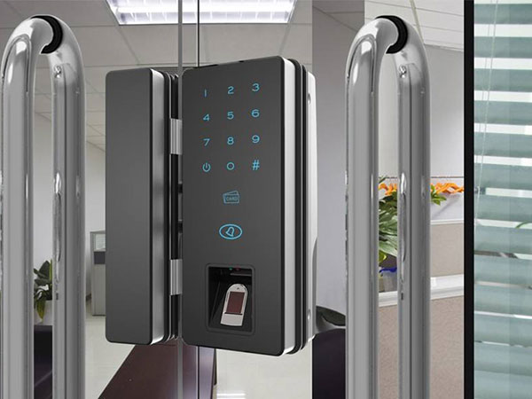 卧龙24小时上门开锁公司