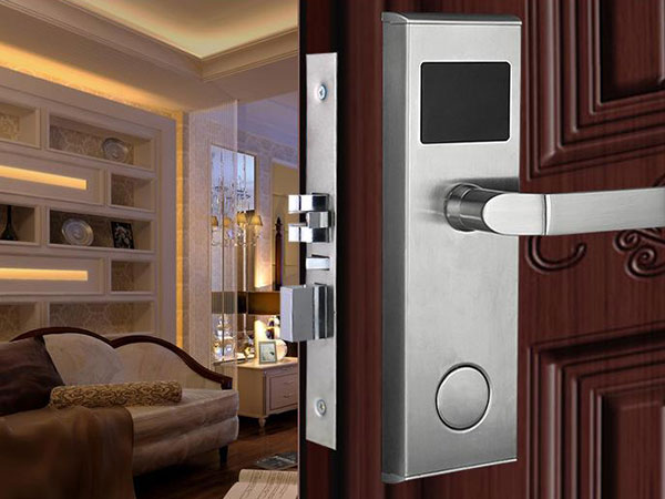 卧龙24小时上门开锁公司