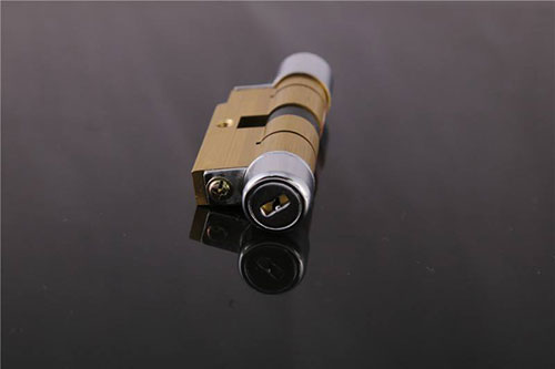 卧龙24小时上门开锁公司