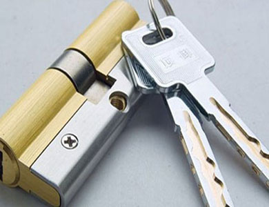 卧龙24小时上门开锁公司